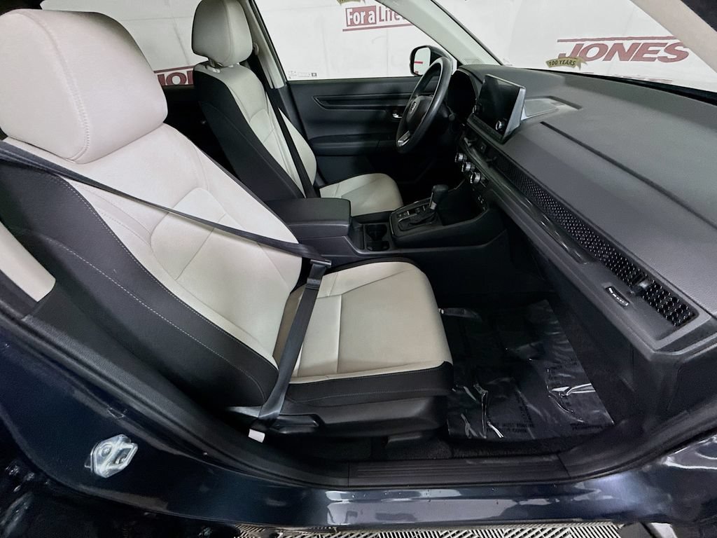 Used 2025 Honda CR-V EX image 29