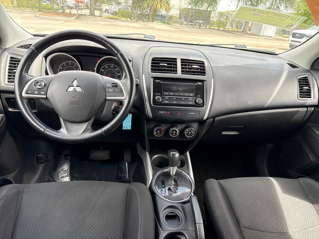 Used 2014 Mitsubishi Outlander Sport ES image 5