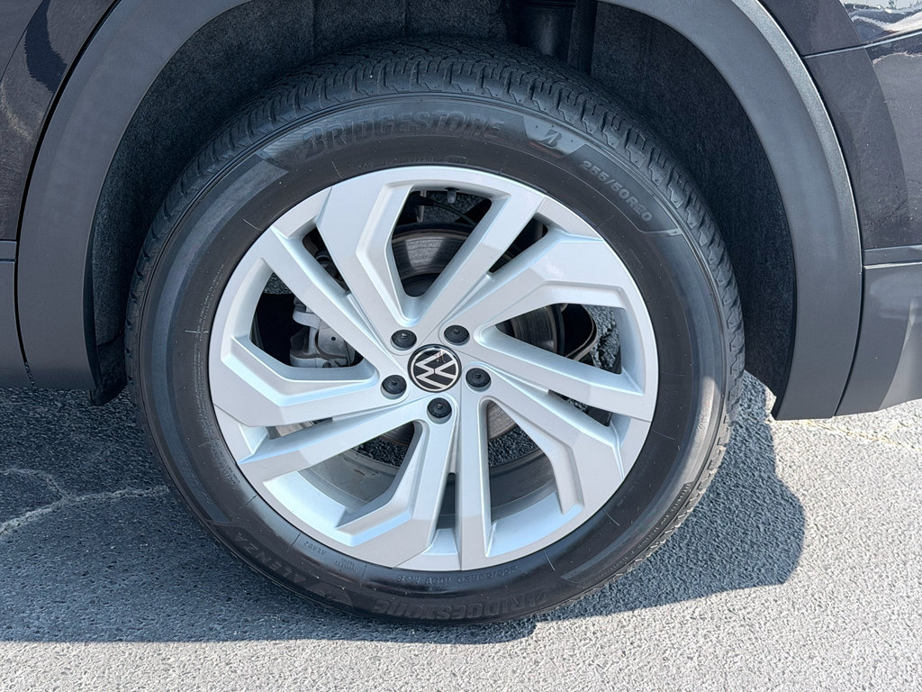 Used 2021 Volkswagen Atlas SE FWD image 35