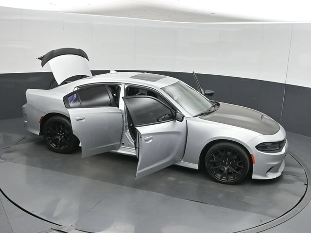 Used 2020 Dodge Charger R/T w/ Plus Group RWD image 58