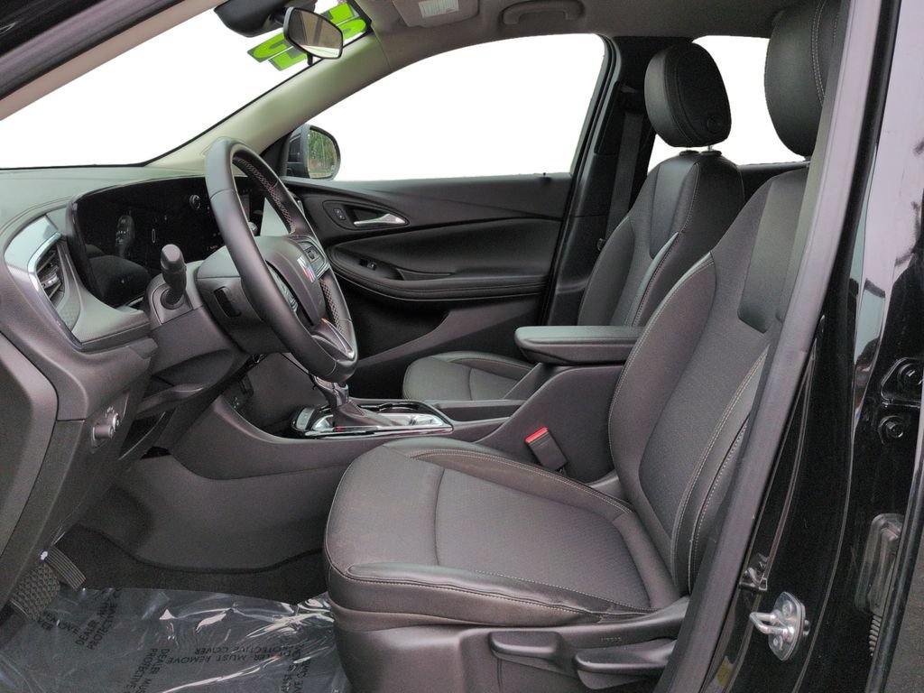 Used 2025 Buick Encore GX Preferred FWD image 22