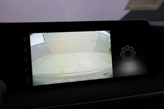 Certified 2025 Nissan Kicks SV image 18