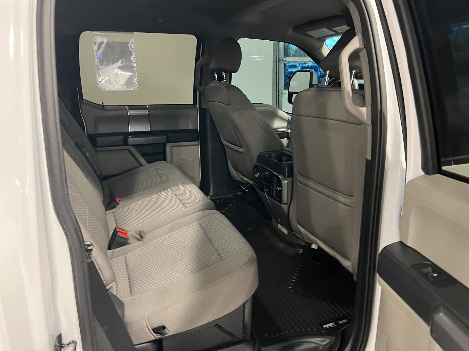 Used 2022 Ford F450 XLT w/ XLT Premium Package image 33