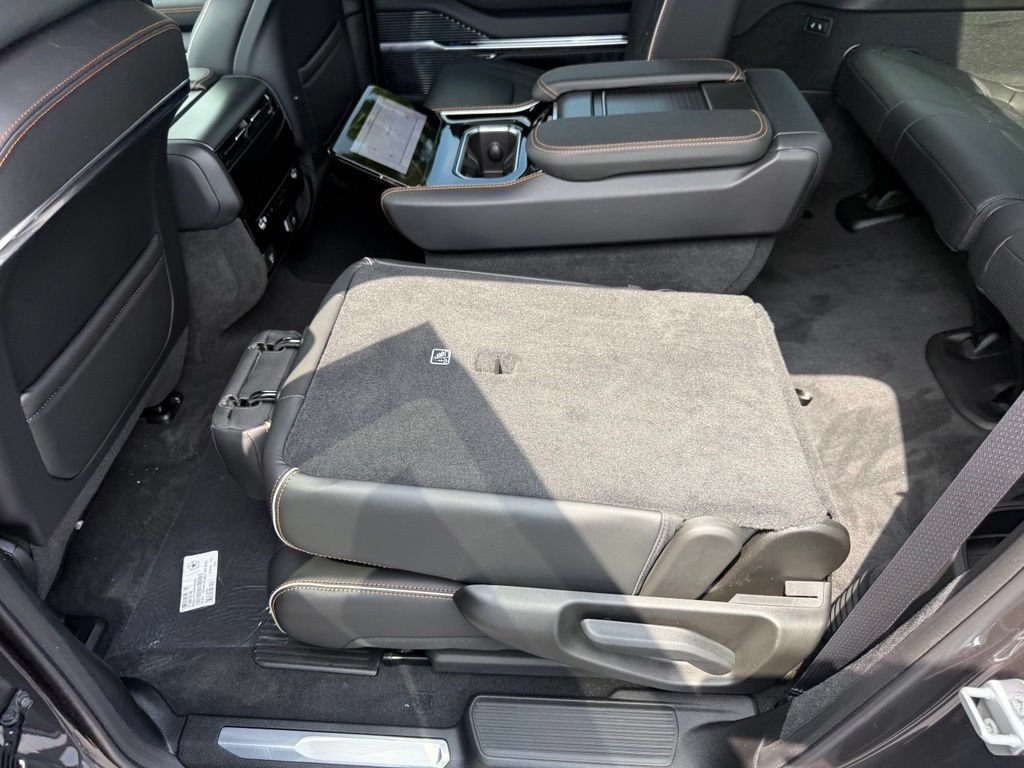 New 2026 Jeep Grand Wagoneer L Summit AWD/4WD image 35