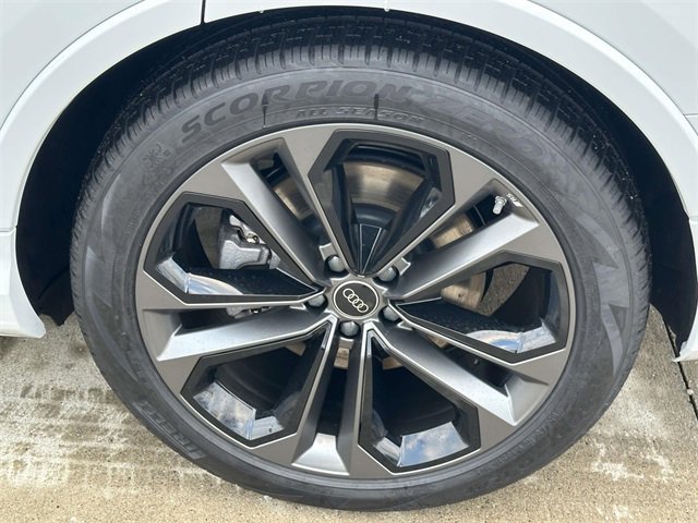 New 2026 Audi Q7 3.0T Premium Plus image 4