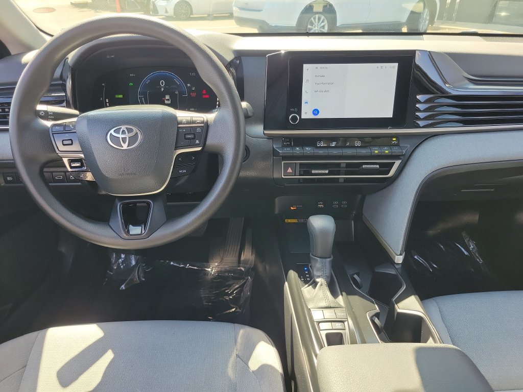 Used 2025 Toyota Camry LE w/ Convenience Package FWD image 11
