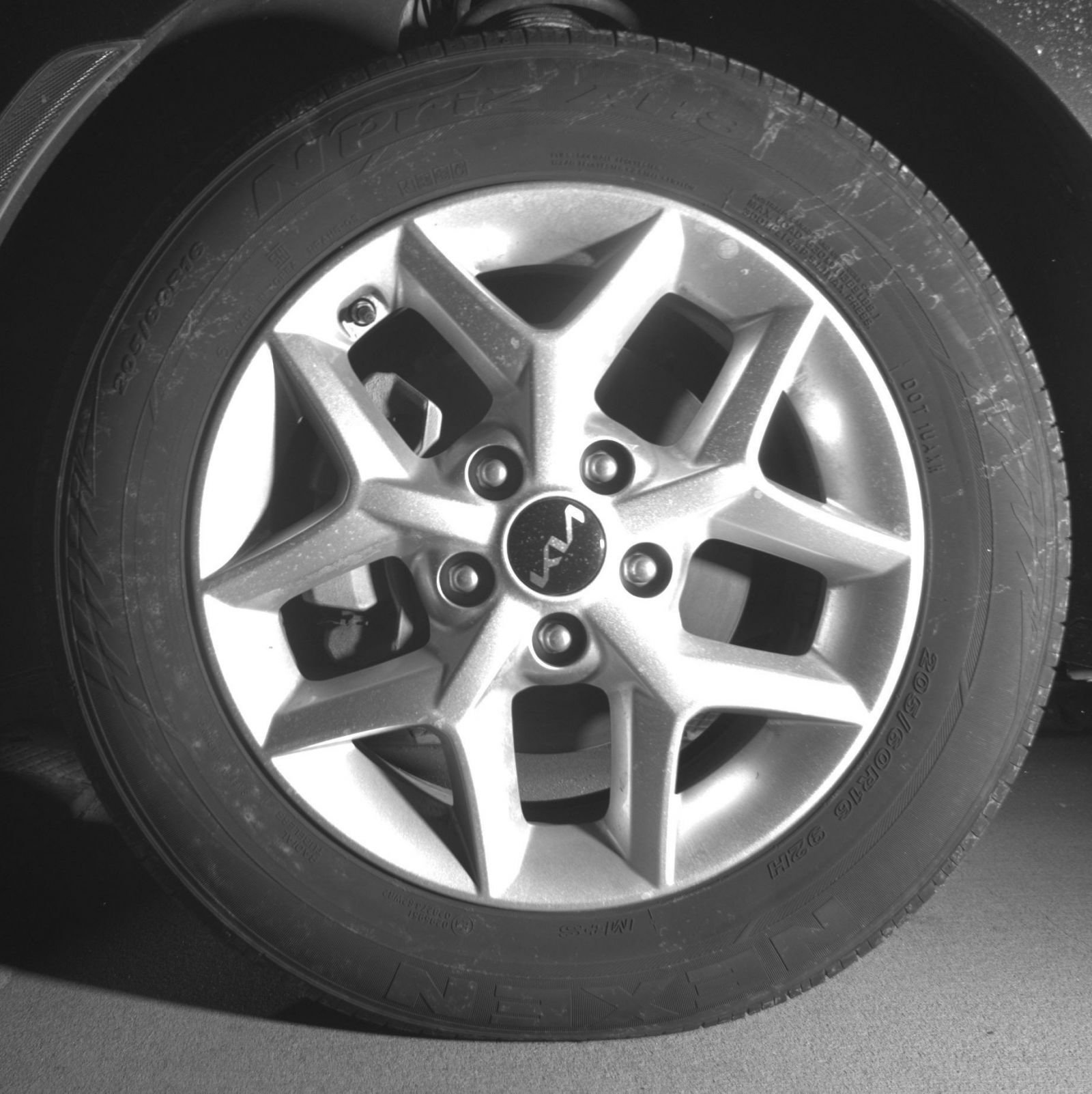 Used 2025 Kia Soul LX w/ LX Technology Package FWD image 15