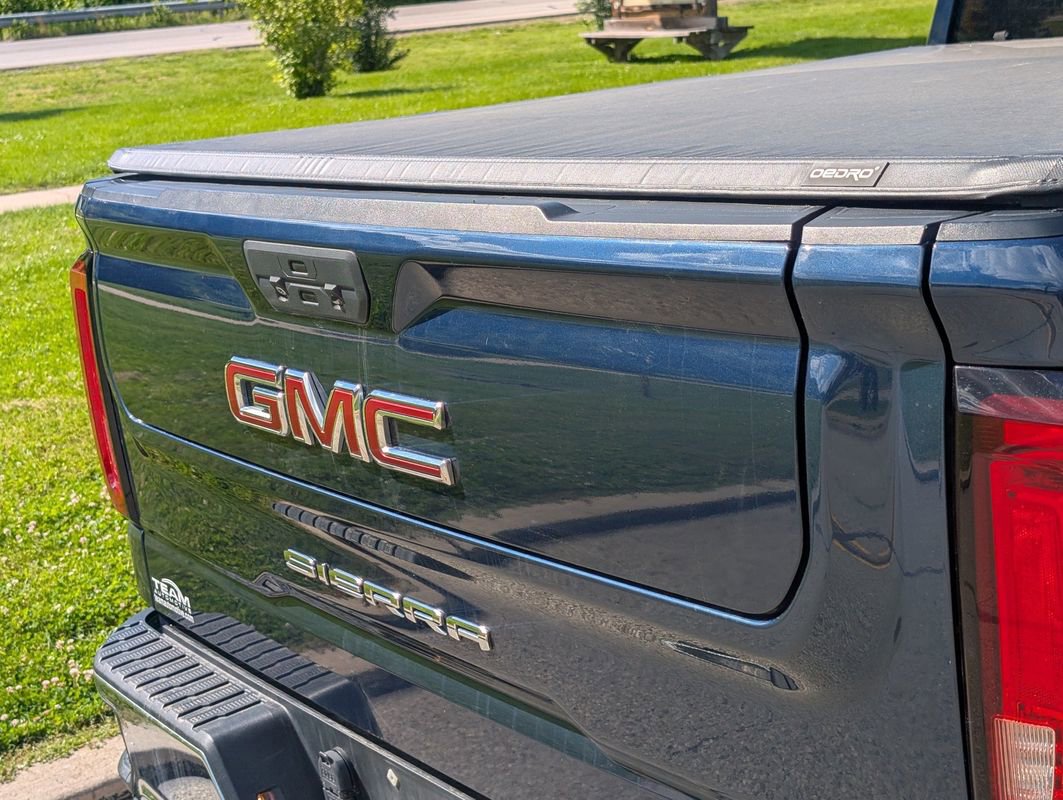 Used 2021 GMC Sierra 1500 SLT w/ SLT Premium Package AWD/4WD image 26
