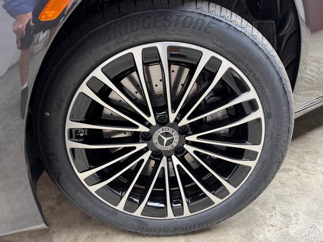 New 2026 Mercedes-Benz S 580 4MATIC Sedan image 27