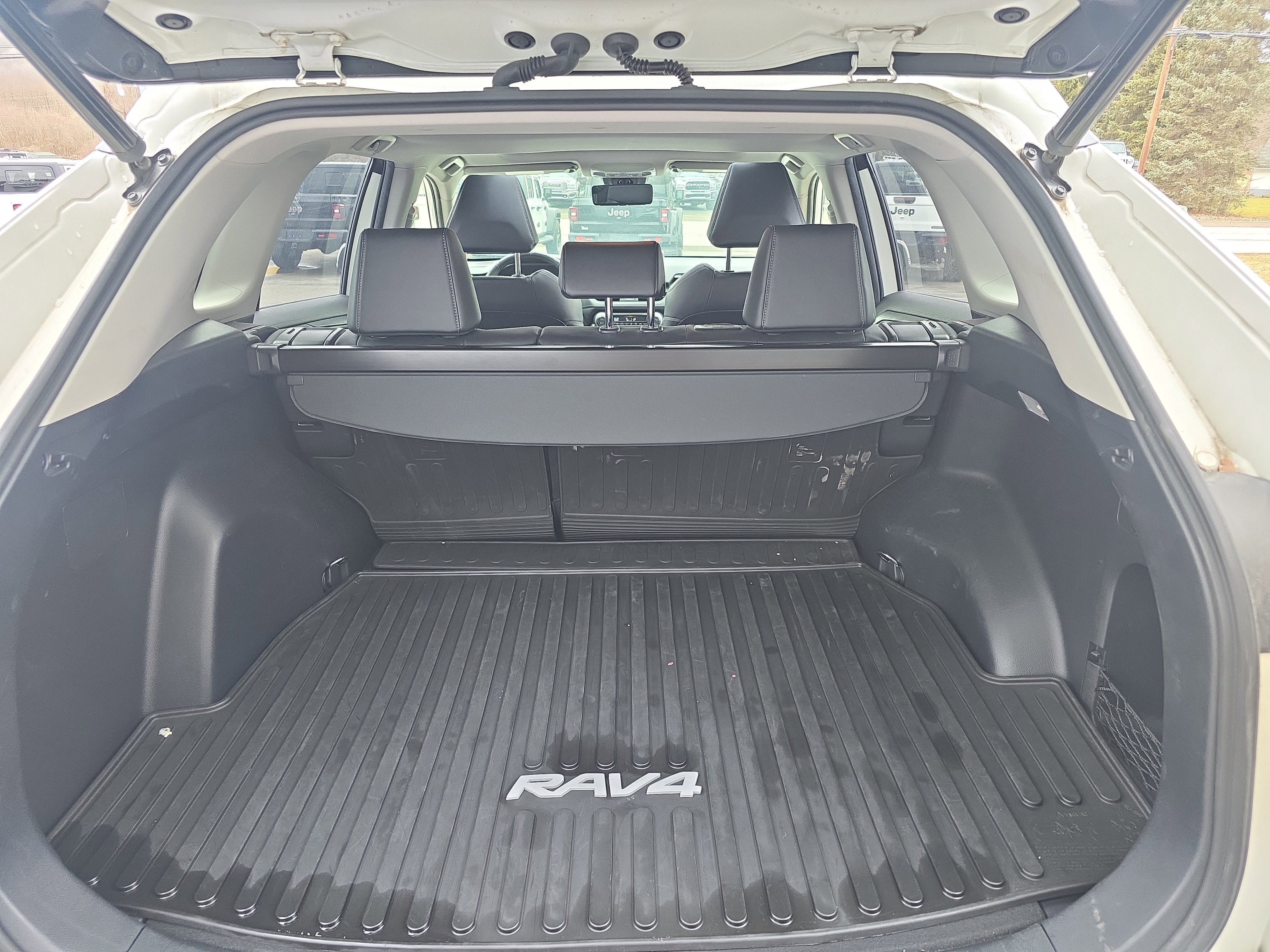 Used 2019 Toyota RAV4 Limited w/ All Weather Liner Package image 5