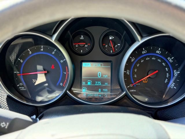 Used 2016 Chevrolet Cruze LT FWD image 7