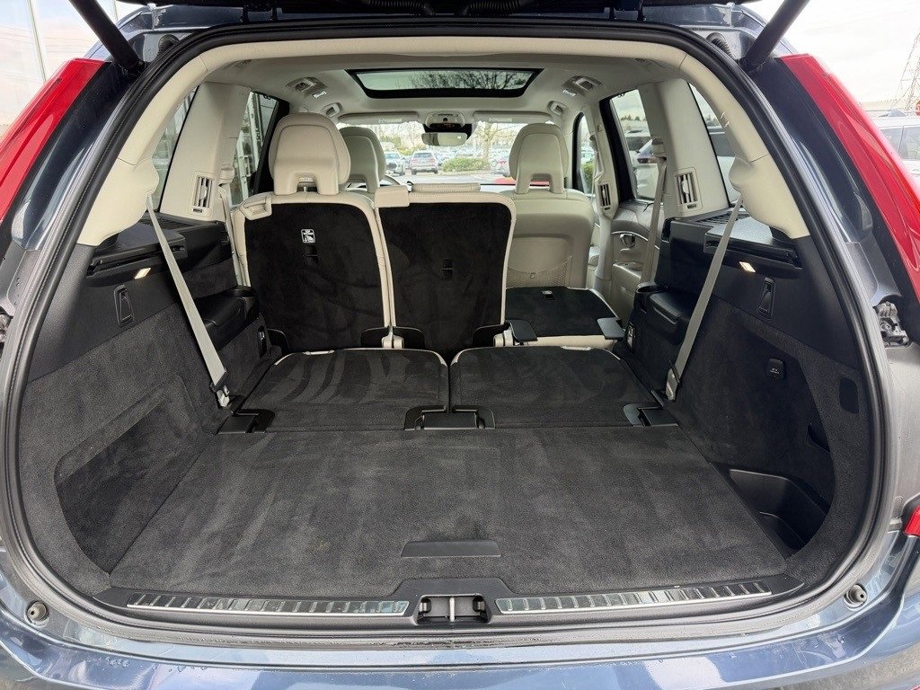 Used 2020 Volvo XC90 T8 Inscription image 10