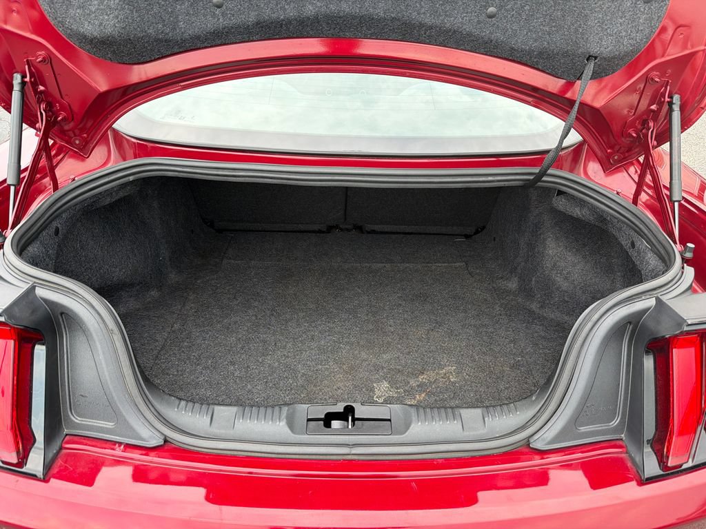 Used 2018 Ford Mustang GT RWD image 17