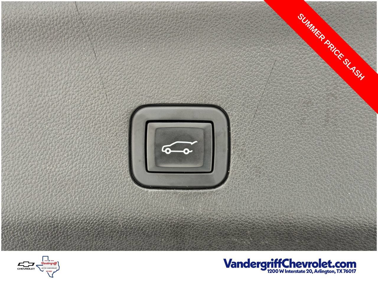 Certified 2023 Cadillac Escalade Premium Luxury w/ LPO, Floor Liner Package AWD/4WD image 29