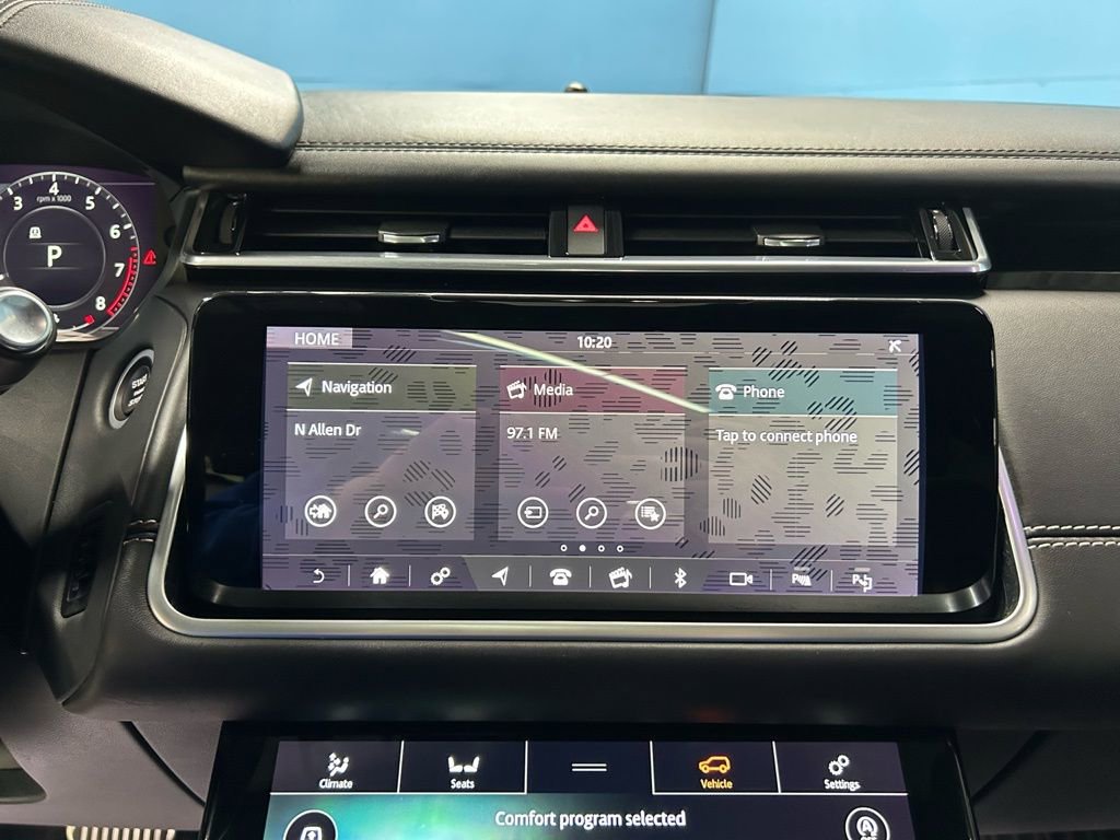 Used 2018 Land Rover Range Rover Velar R-Dynamic HSE image 27