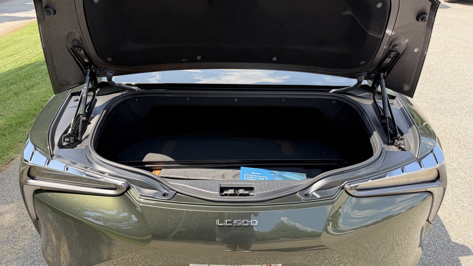 Used 2021 Lexus LC 500 Convertible w/ Touring Package RWD image 25