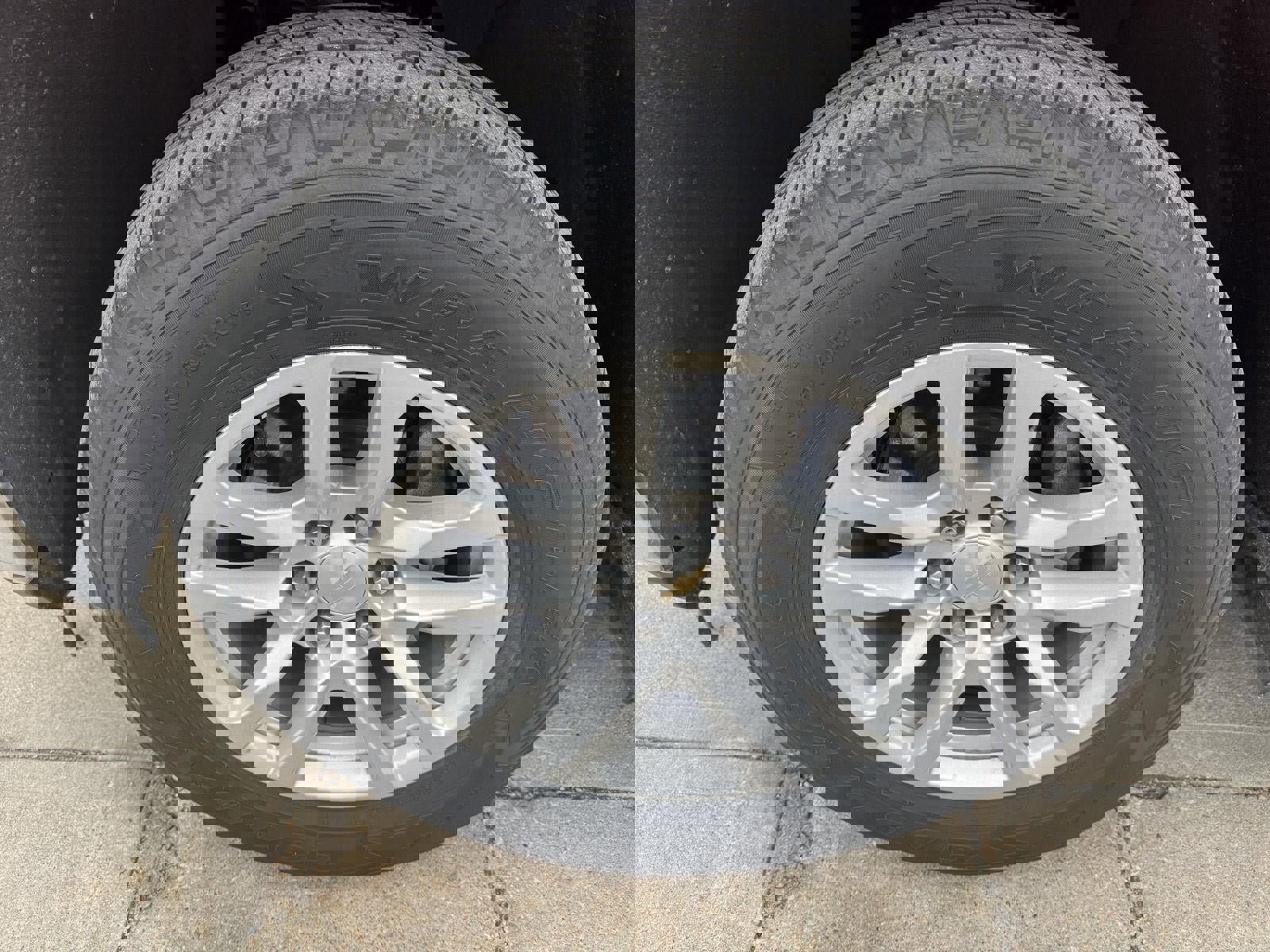 Used 2021 Chevrolet Silverado 1500 LT image 6