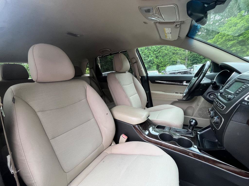 Used 2014 Kia Sorento LX FWD image 34