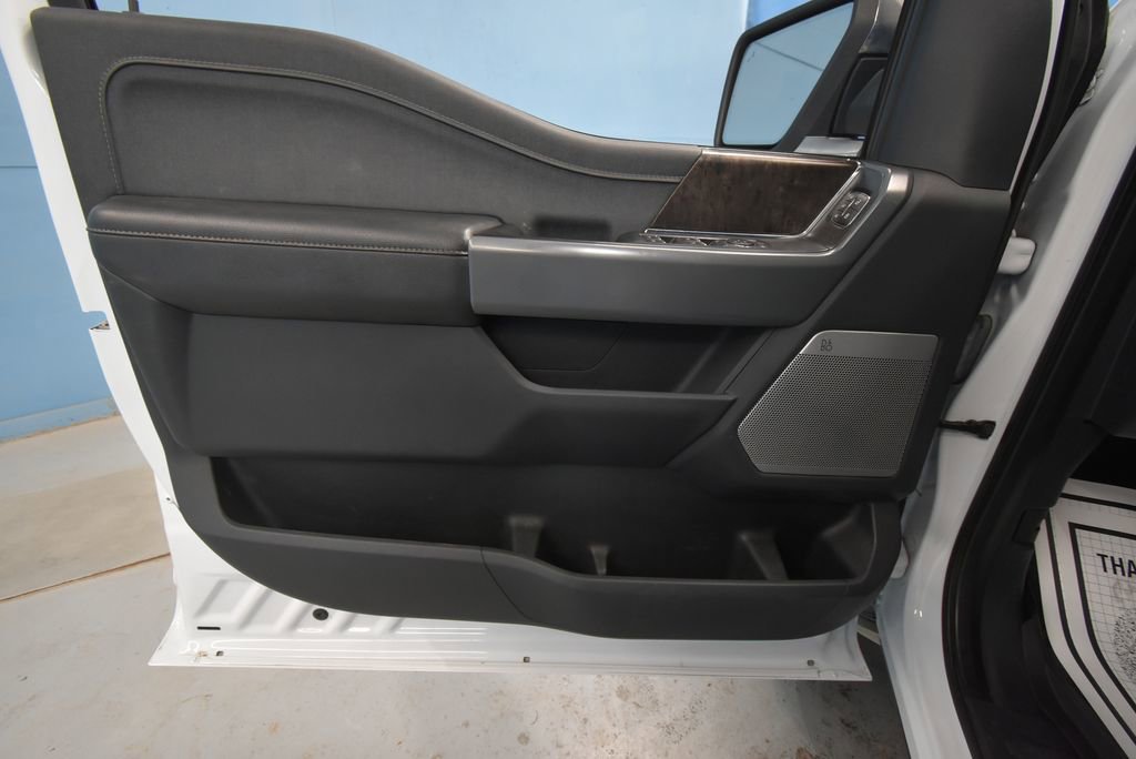 Used 2022 Ford F150 Lariat w/ Equipment Group 502A High image 5