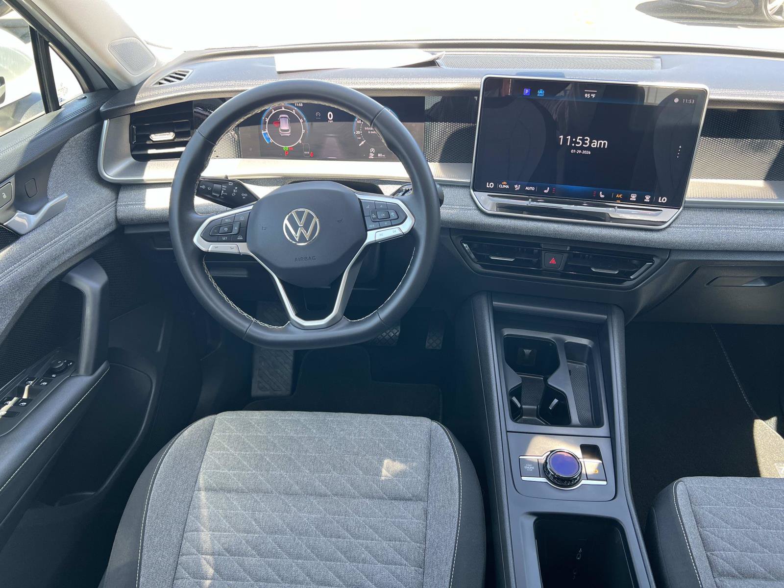Certified 2025 Volkswagen Tiguan S FWD image 7