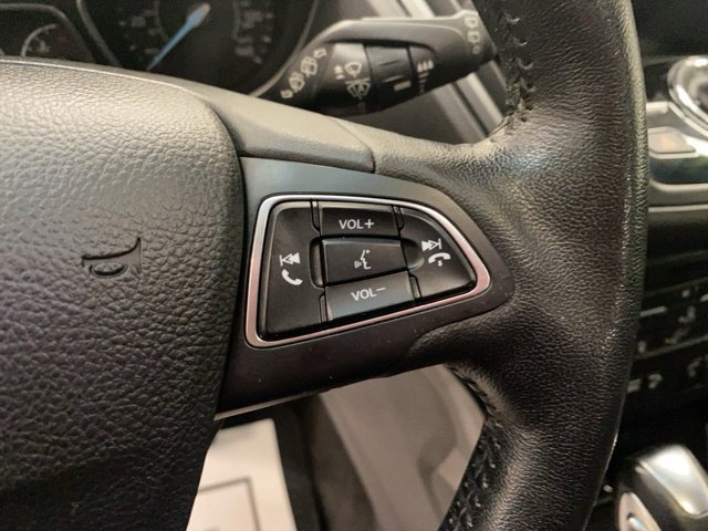 Used 2018 Ford Escape Titanium w/ Ford Safe & Smart Package AWD/4WD image 30