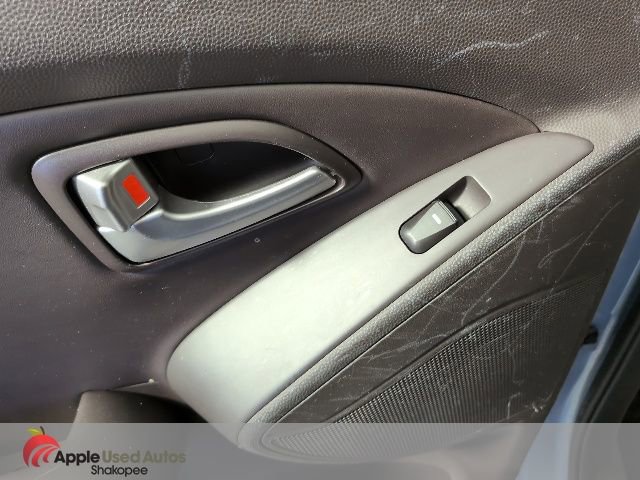 Used 2013 Hyundai Tucson GLS image 22