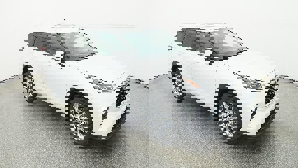 New 2026 Toyota Highlander Limited AWD/4WD image 13
