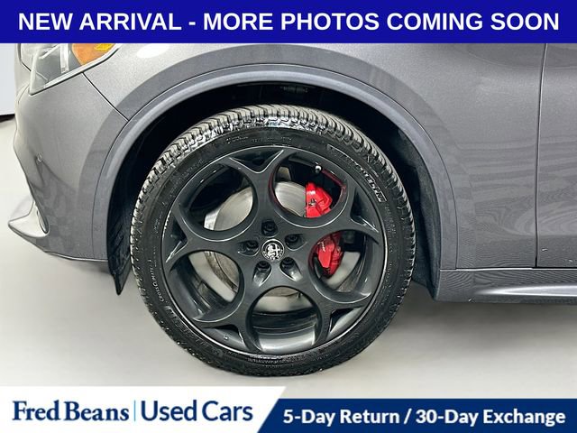 Used 2023 Alfa Romeo Stelvio Veloce image 35
