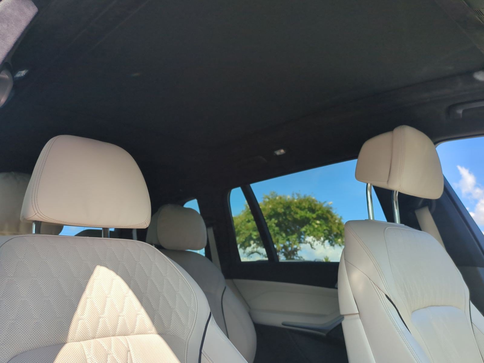 Used 2024 BMW X7 xDrive40i w/ Executive Package AWD/4WD image 34