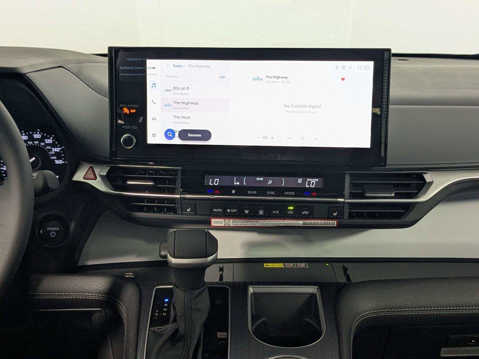 New 2026 Toyota Sienna XLE FWD image 28