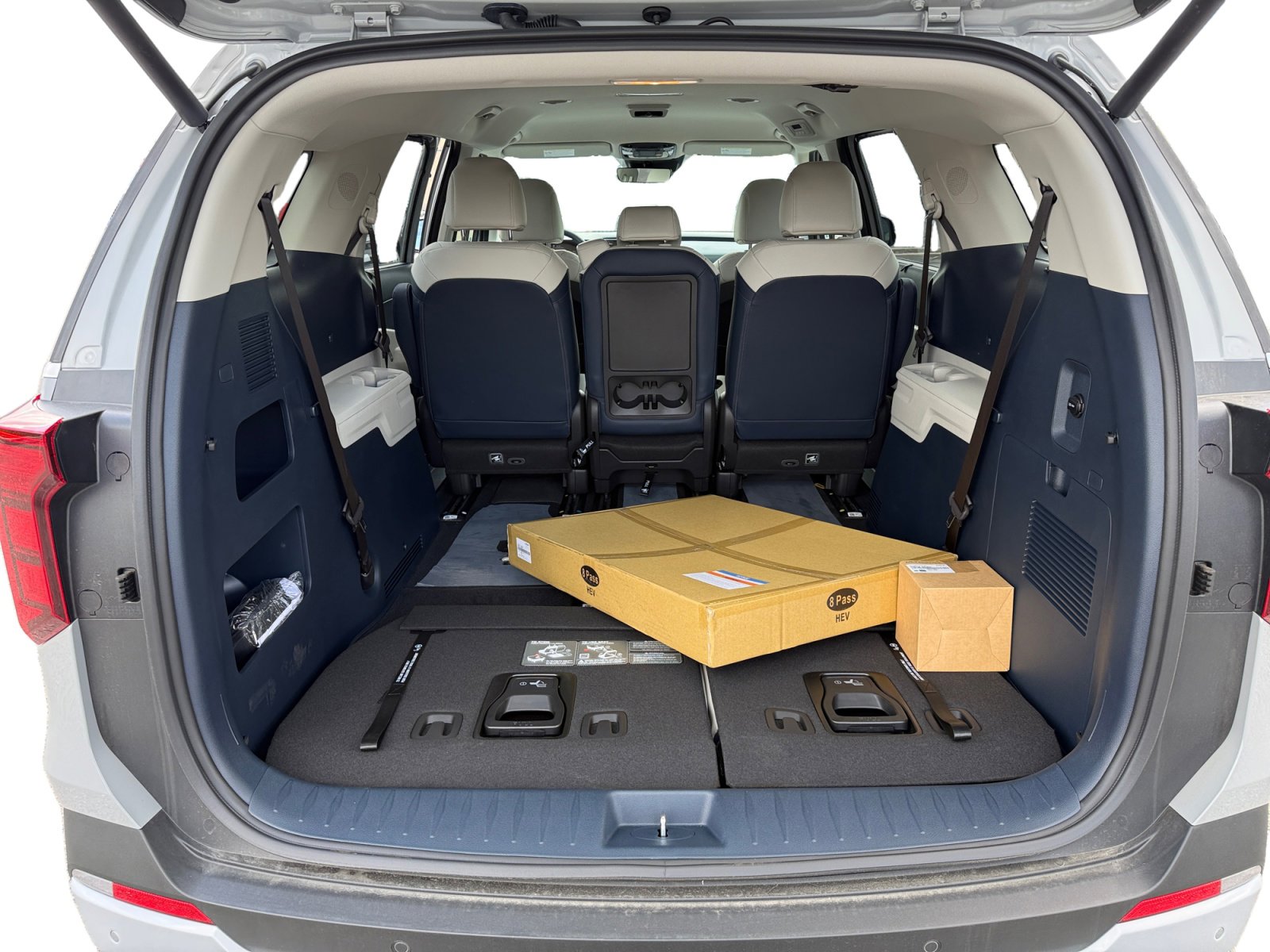 New 2026 Kia Carnival EX FWD image 17