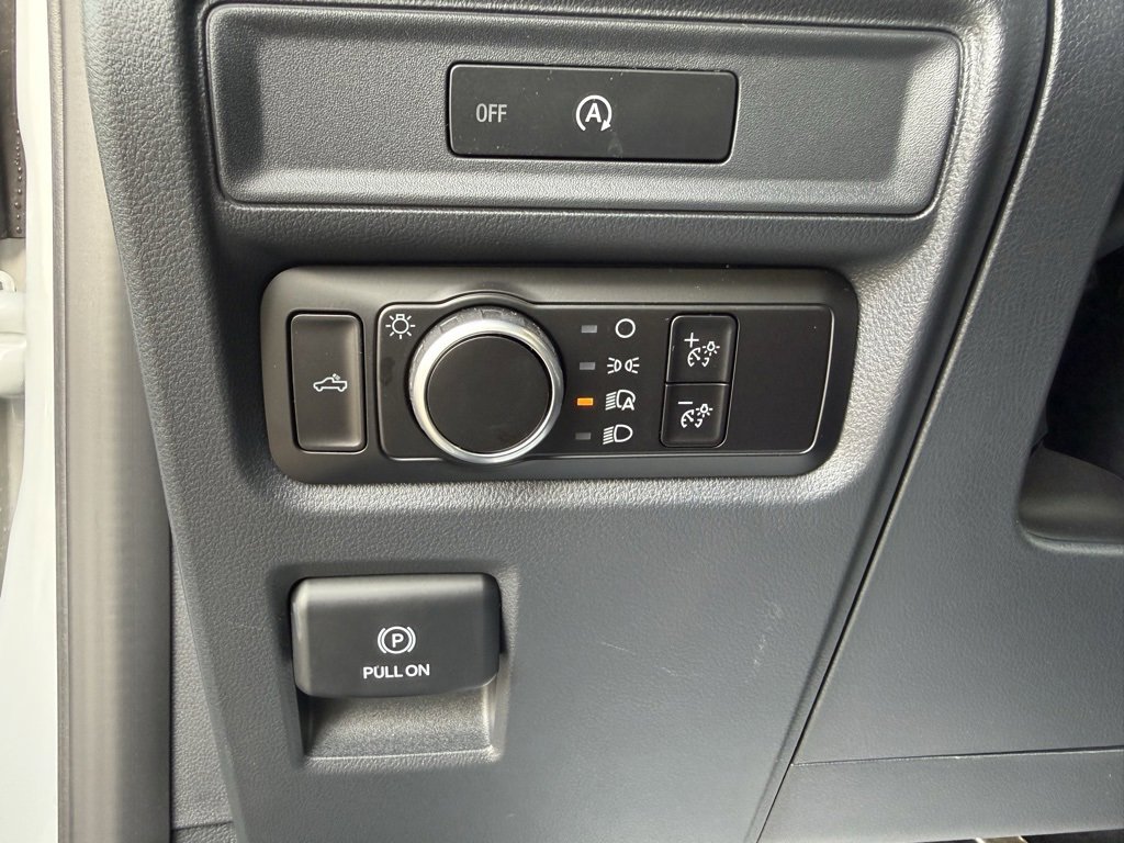 Used 2025 Ford F150 STX image 13