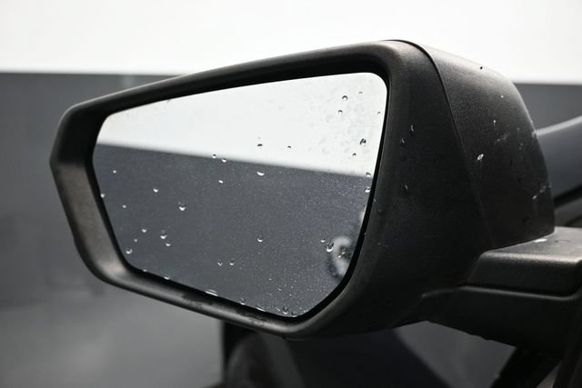 Used 2020 Chevrolet Equinox LS FWD image 4