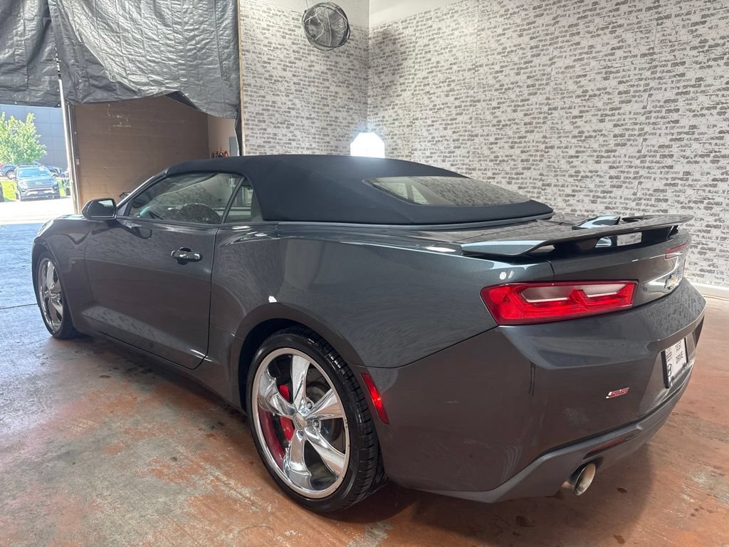 Used 2018 Chevrolet Camaro SS RWD image 5