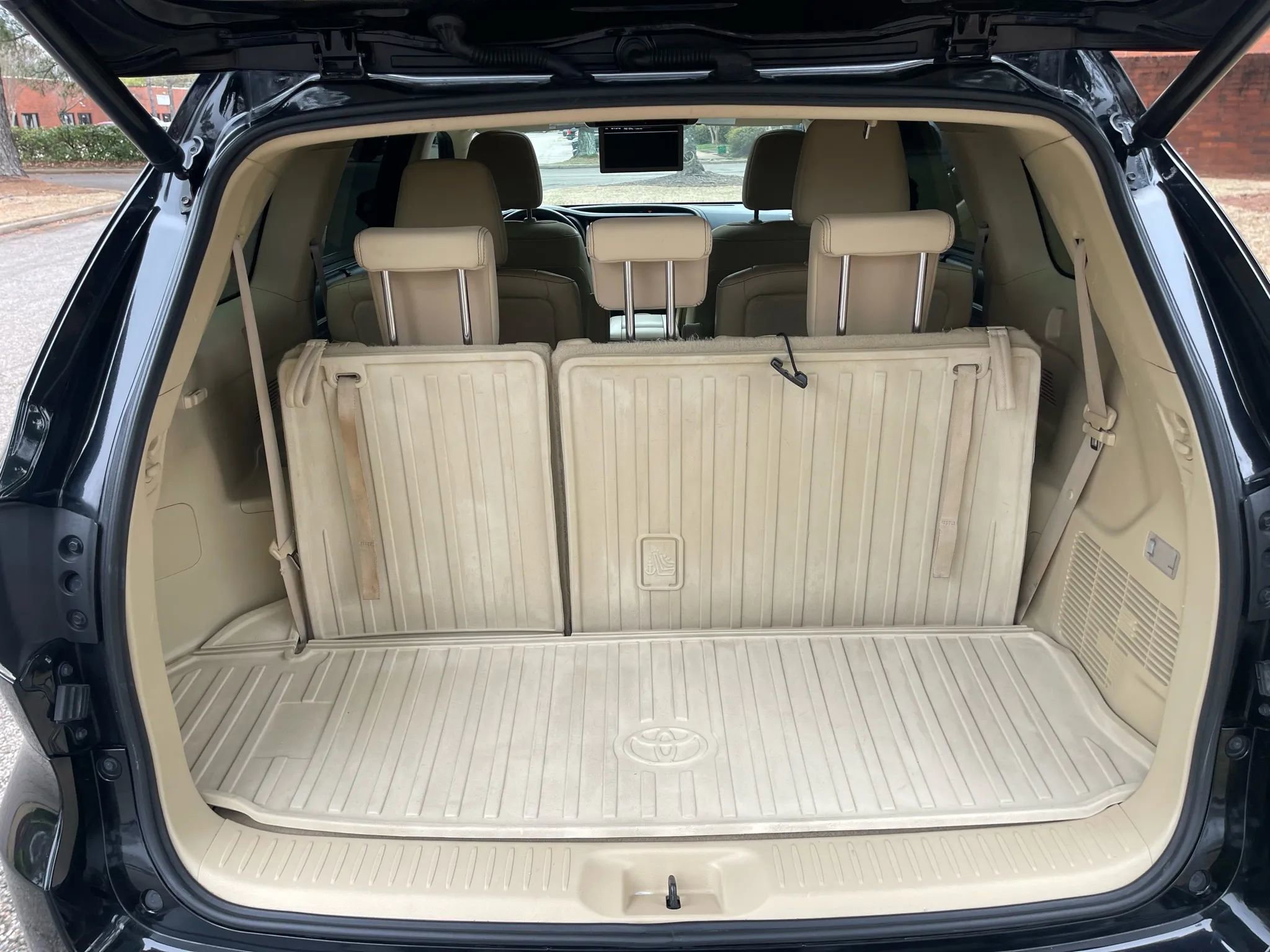 Used 2015 Toyota Highlander Limited image 15