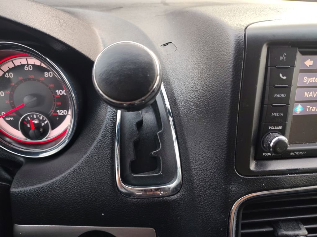 Used 2019 Dodge Grand Caravan GT image 10