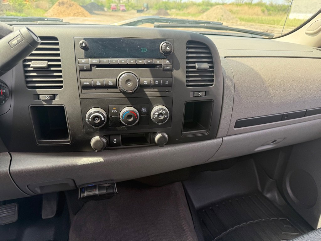 Used 2013 Chevrolet Silverado 1500 LS RWD image 12