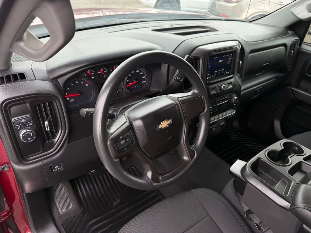 Used 2020 Chevrolet Silverado 1500 Custom w/ Custom Value Package image 16