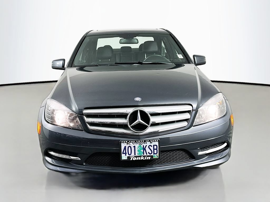 Used 2011 Mercedes-Benz C 300 4MATIC Sedan image 3