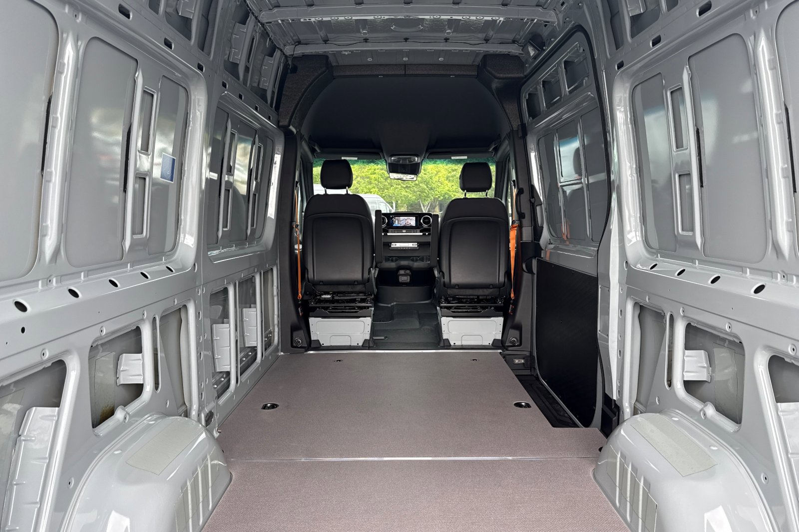 New 2026 Mercedes-Benz Sprinter 2500 image 14