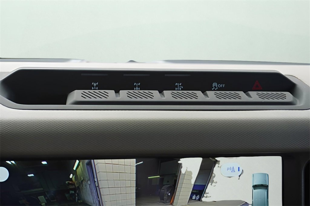 New 2025 Ford Bronco Big Bend image 19