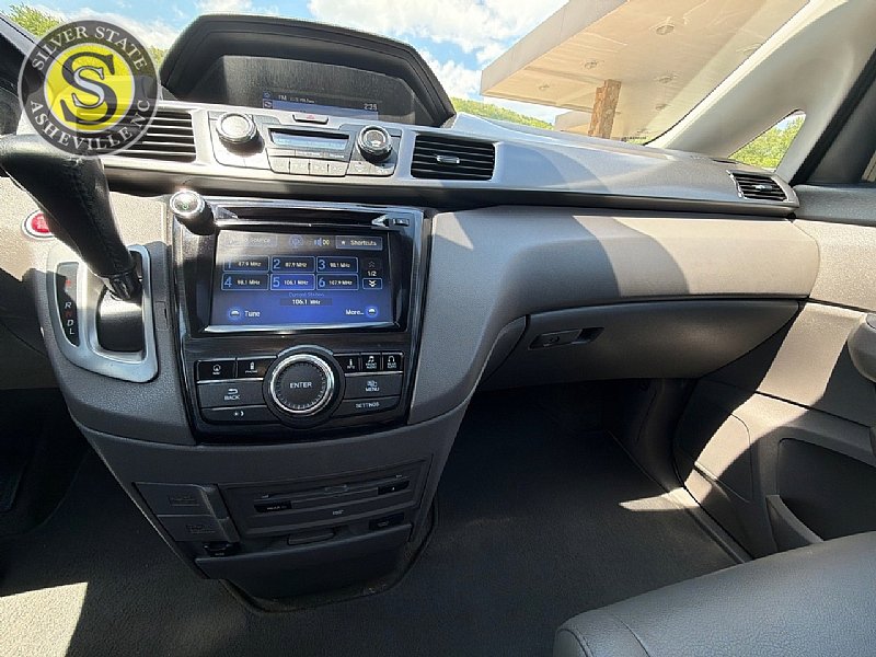 Used 2014 Honda Odyssey Touring image 28