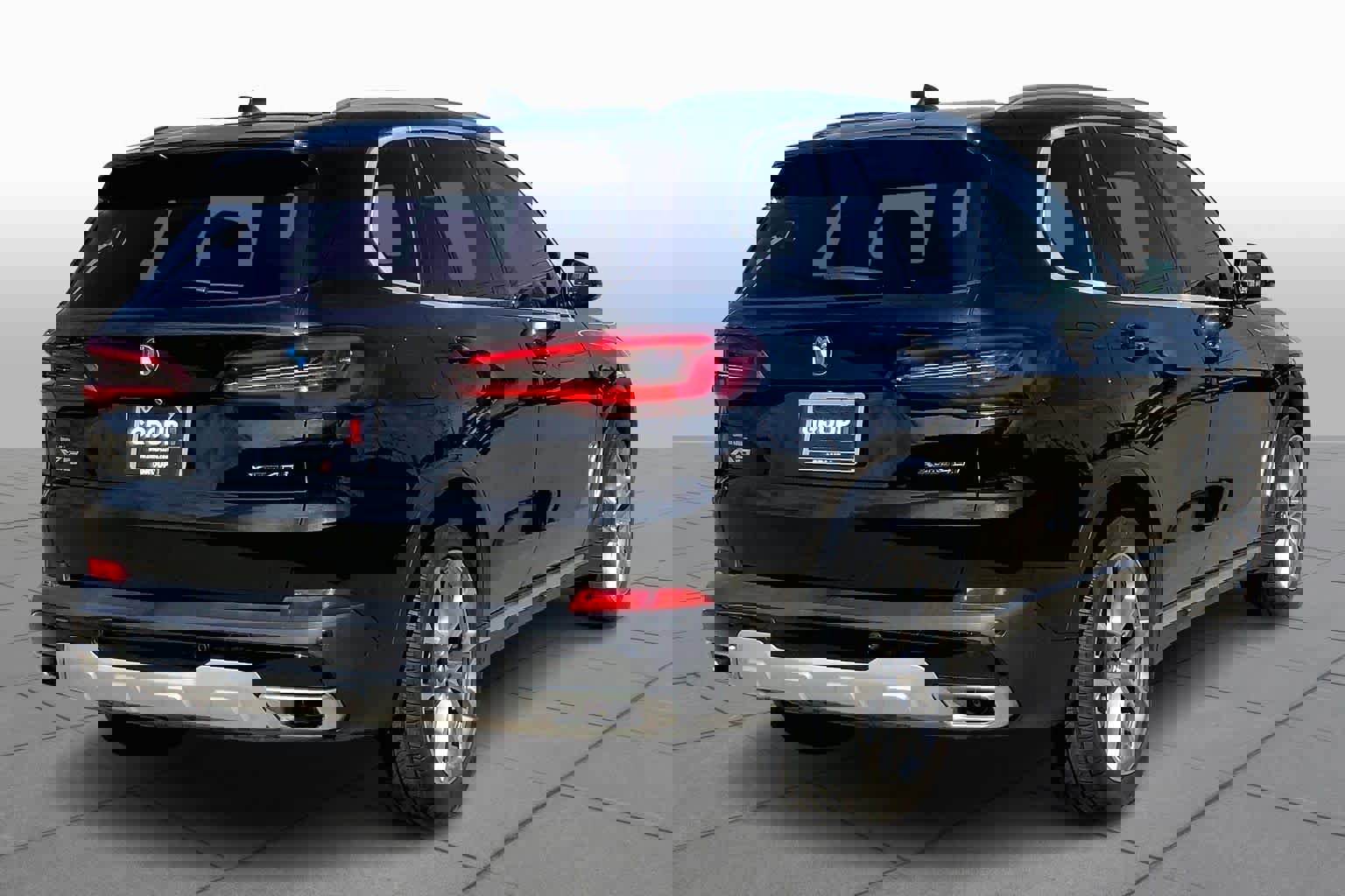 Used 2023 BMW X5 xDrive40i w/ Premium Package image 12