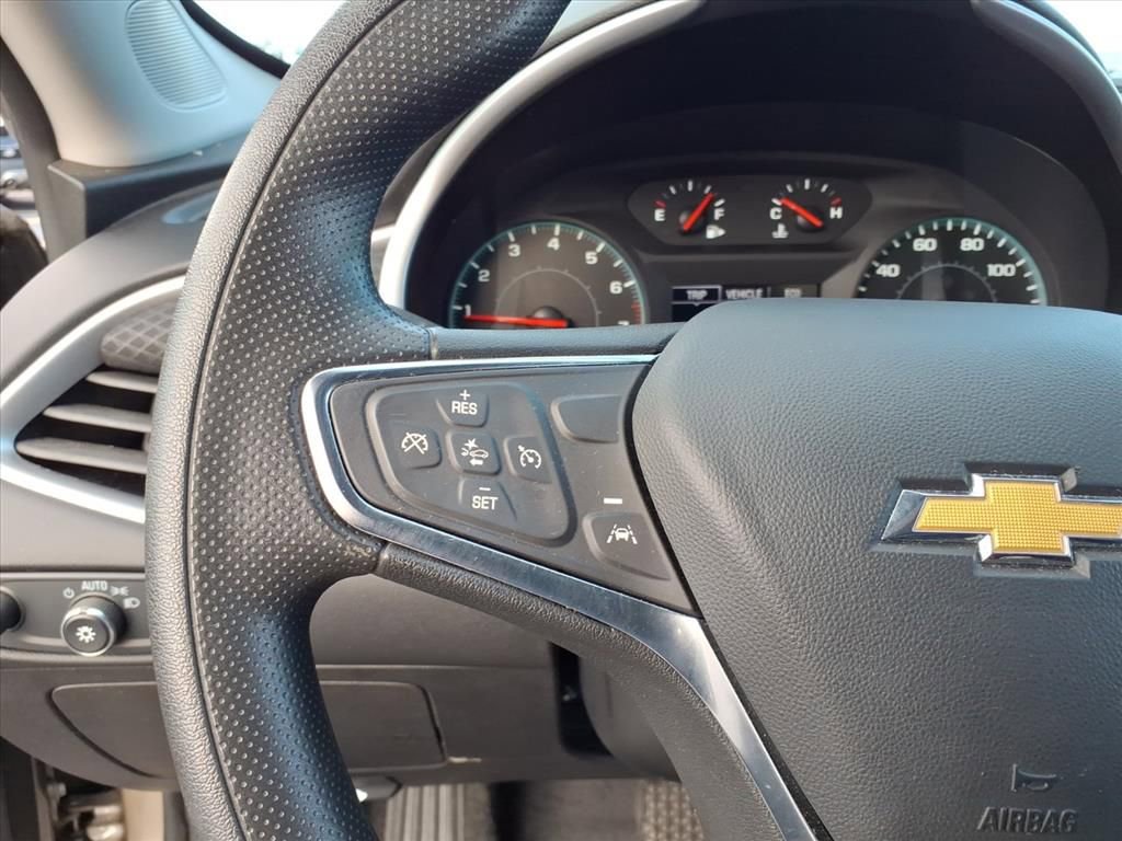 Used 2025 Chevrolet Malibu LT image 27