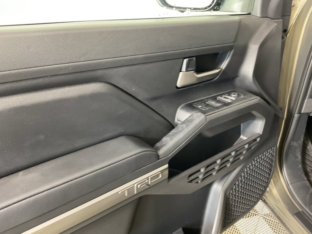 New 2026 Toyota Tacoma TRD Off-Road w/ TRD Off Road Premium Package AWD/4WD image 15