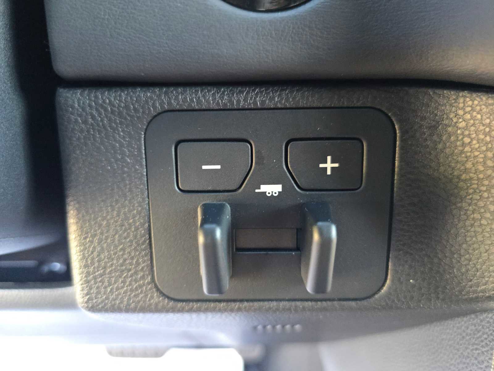 Certified 2025 Toyota Sequoia Platinum w/ Tow Technology Package image 32