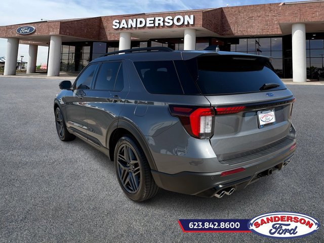 Used 2025 Ford Explorer ST w/ Sun And Sound Package AWD/4WD image 5