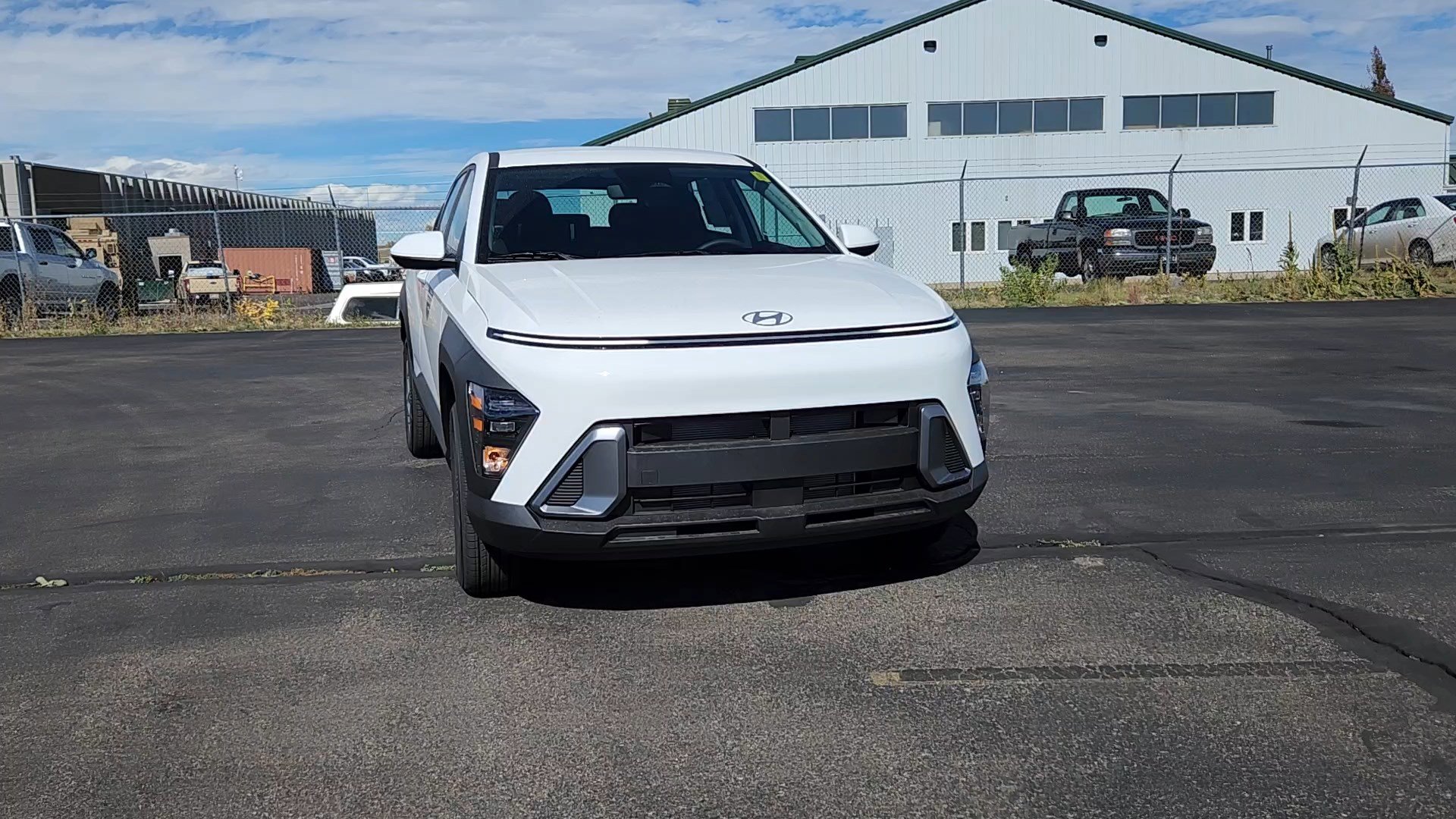 New 2026 Hyundai Kona SE image 4