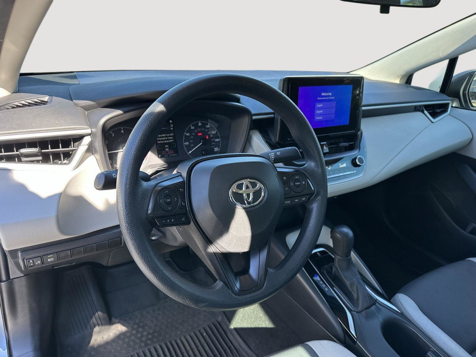 Used 2024 Toyota Corolla LE w/ LE Convenience Package FWD image 10