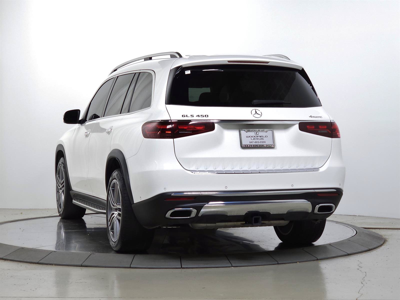 Used 2024 Mercedes-Benz GLS 450 4MATIC image 5